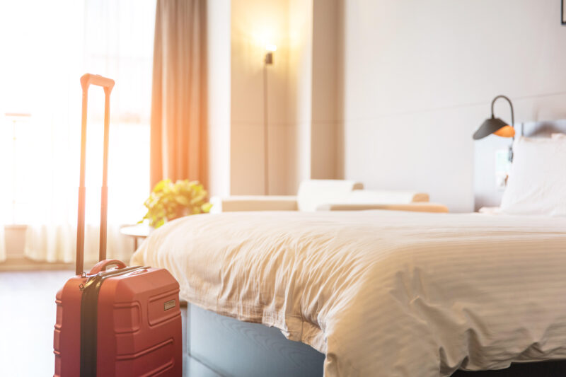 Prevent bed bugs at the hotel